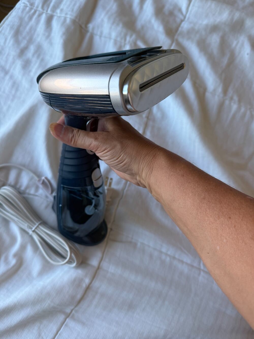 Conair Extreme Steam & Press Handheld Steamer with Turbo Steam Technology New